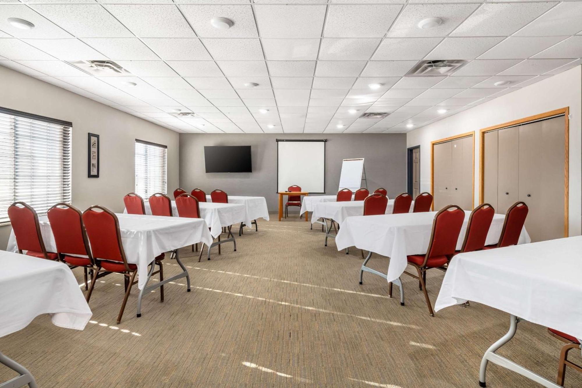 Country Inn & Suites By Radisson, Watertown, Sd Exteriör bild