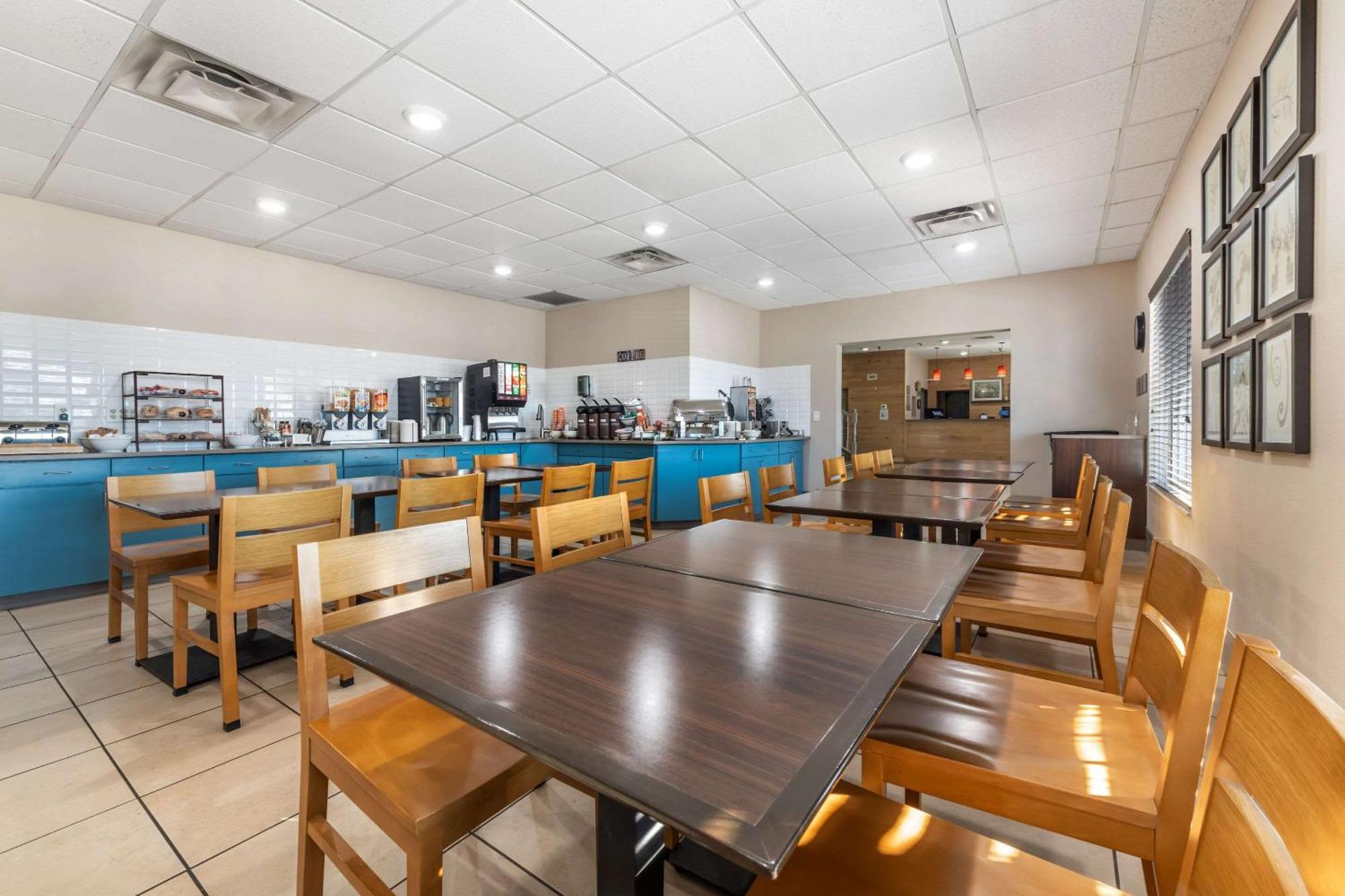 Country Inn & Suites By Radisson, Watertown, Sd Exteriör bild