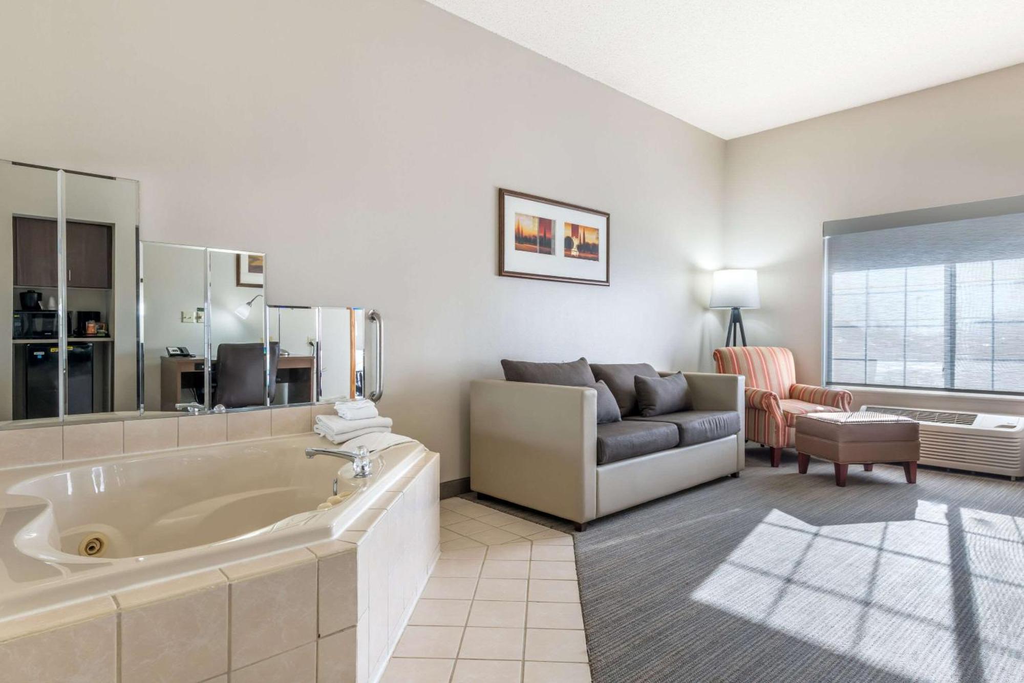 Country Inn & Suites By Radisson, Watertown, Sd Exteriör bild