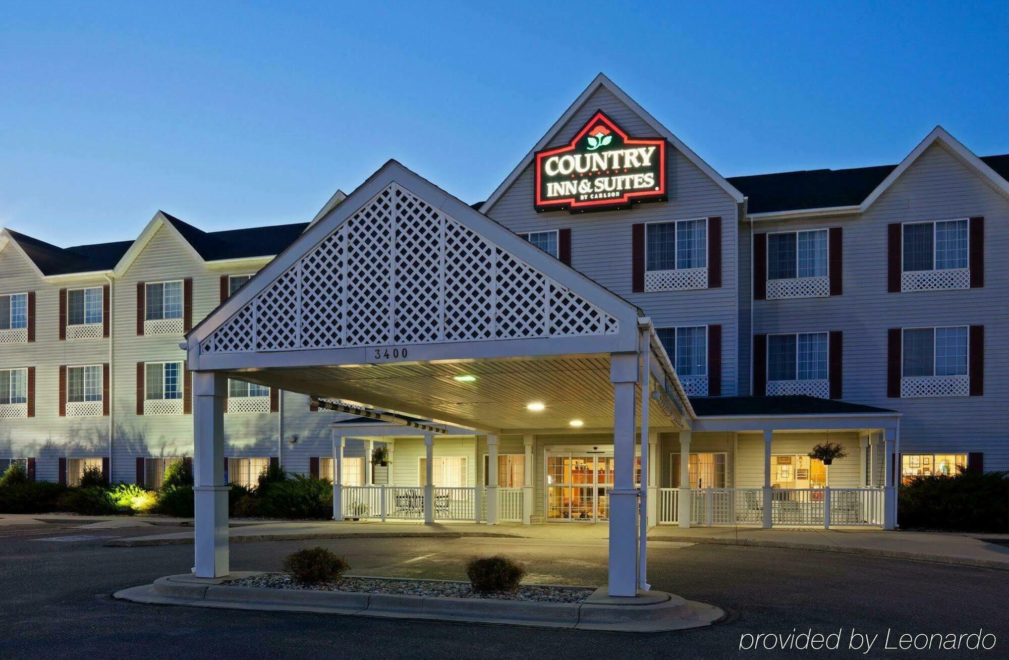 Country Inn & Suites By Radisson, Watertown, Sd Exteriör bild